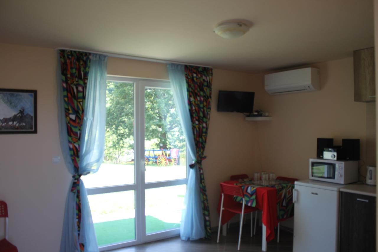 Guest House Daskalov Chervena Lokva Bagian luar foto