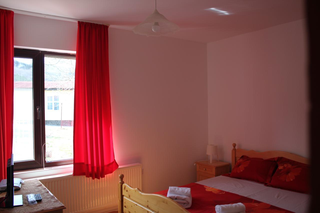 Guest House Daskalov Chervena Lokva Bagian luar foto