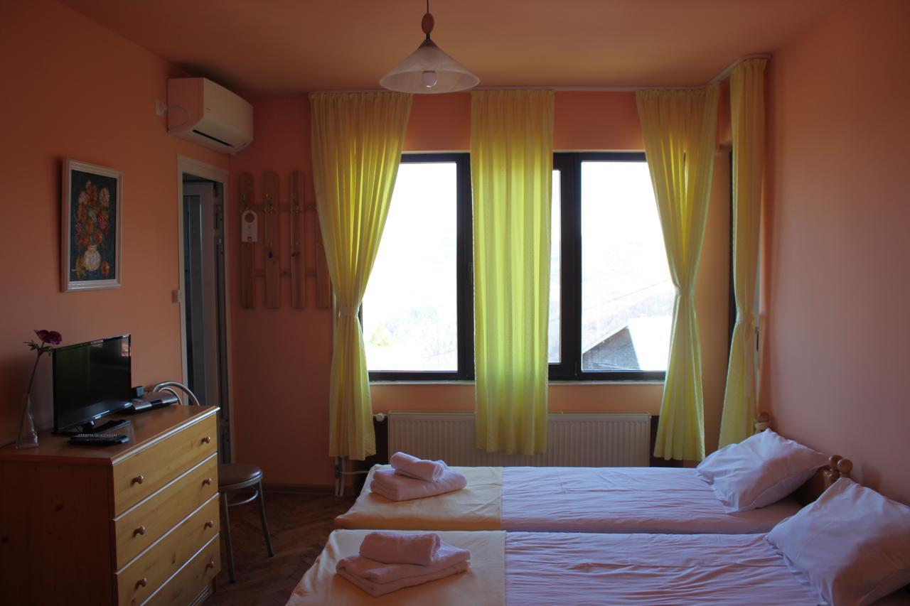 Guest House Daskalov Chervena Lokva Bagian luar foto